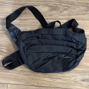 Black Waist Pack - Unisex Compact
Belt Bag